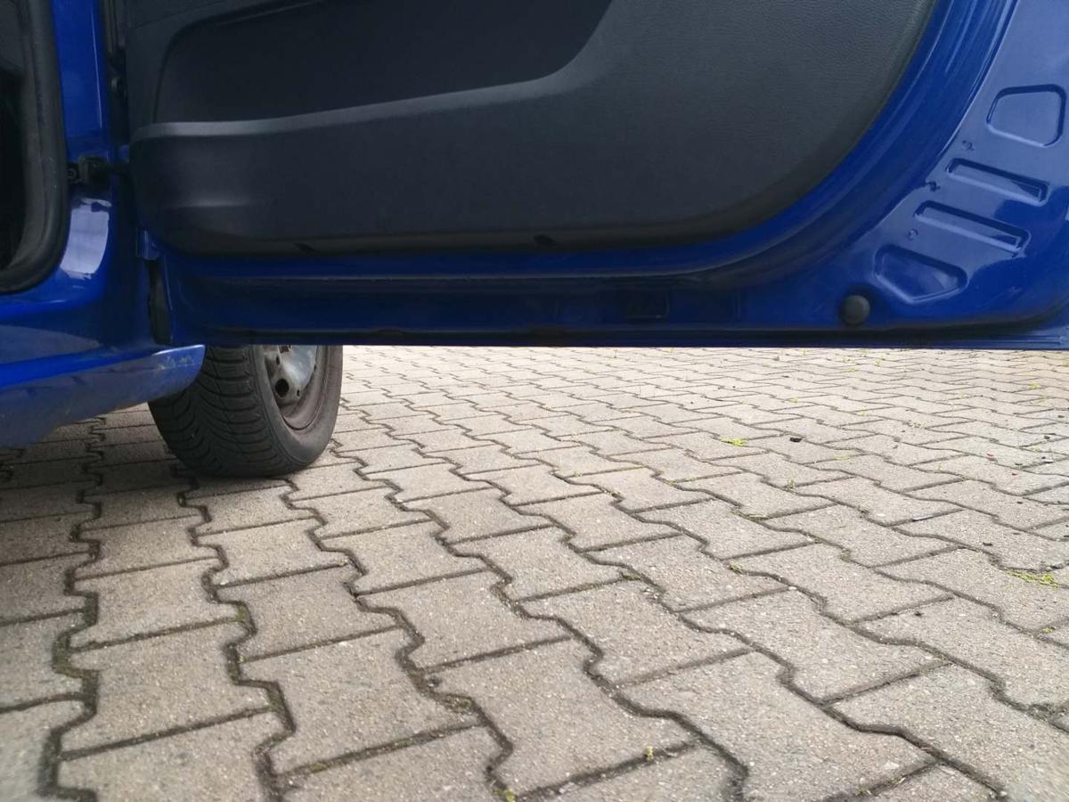 Skoda Fabia 2 5J original Tür vorn rechts 4590 Dynamic Blau Bj.2009